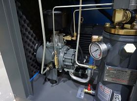 Винтовой компрессор Xeleron Z300FA 7 — фото 3